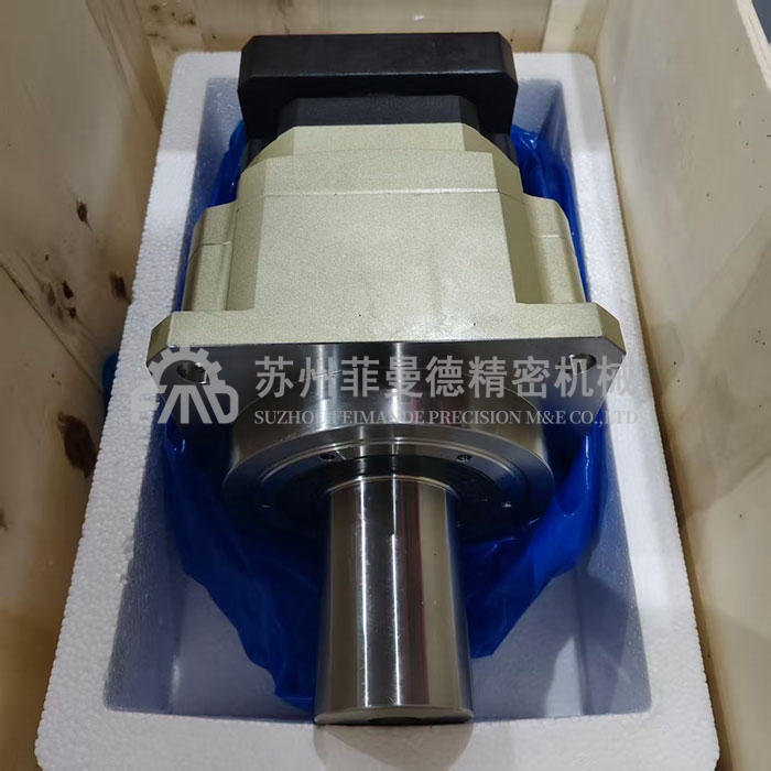 PB180精密双段斜齿行星减速机